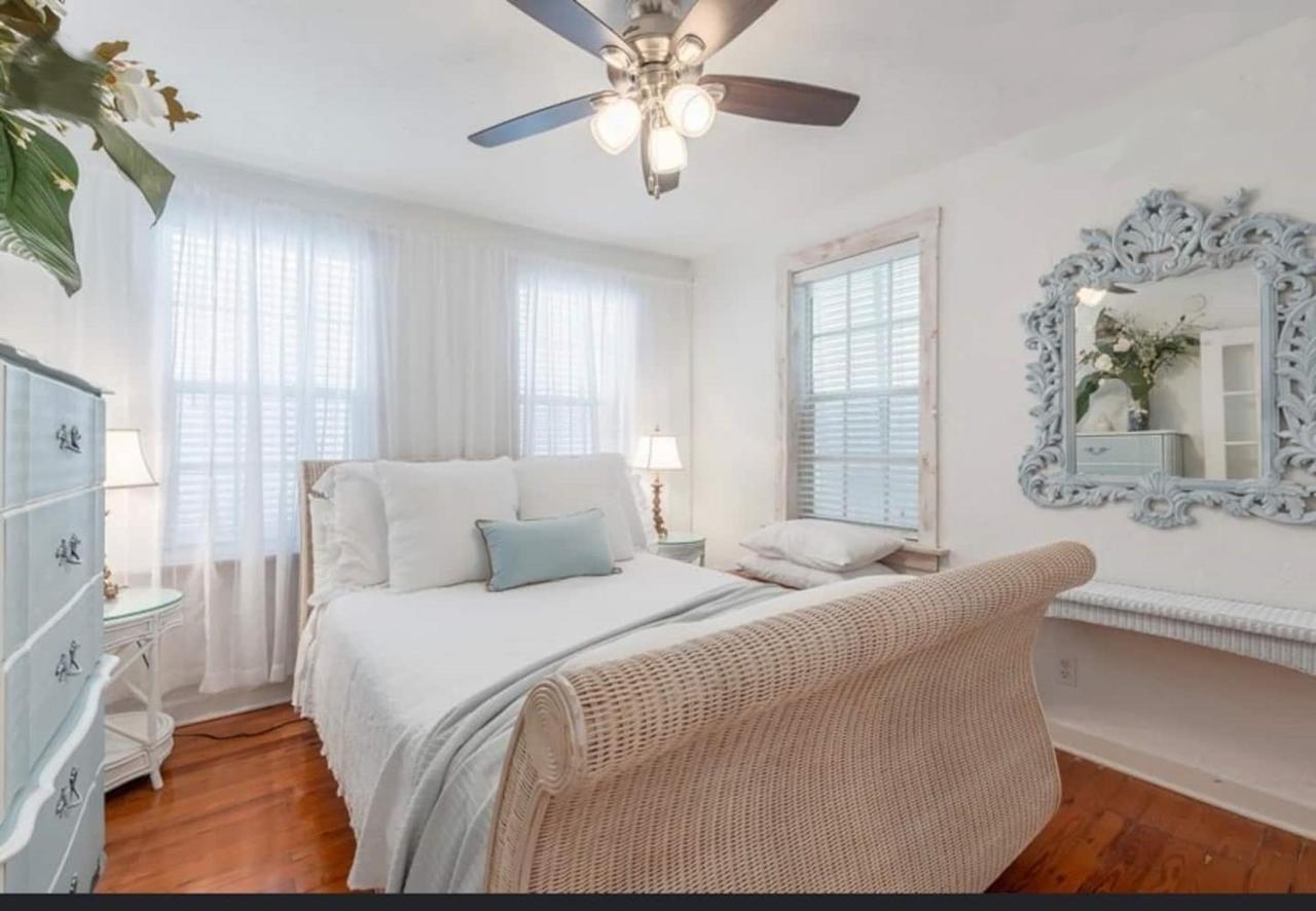 Tropical Designer House In Heart Of Antique Row Wpb Vila West Palm Beach Exterior foto